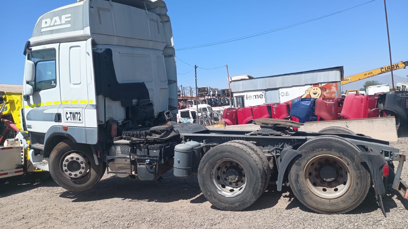  DAF CF 85 FTS 2013    EN DESARME
